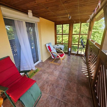 Apartman Lara Sturovo Ngoại thất bức ảnh